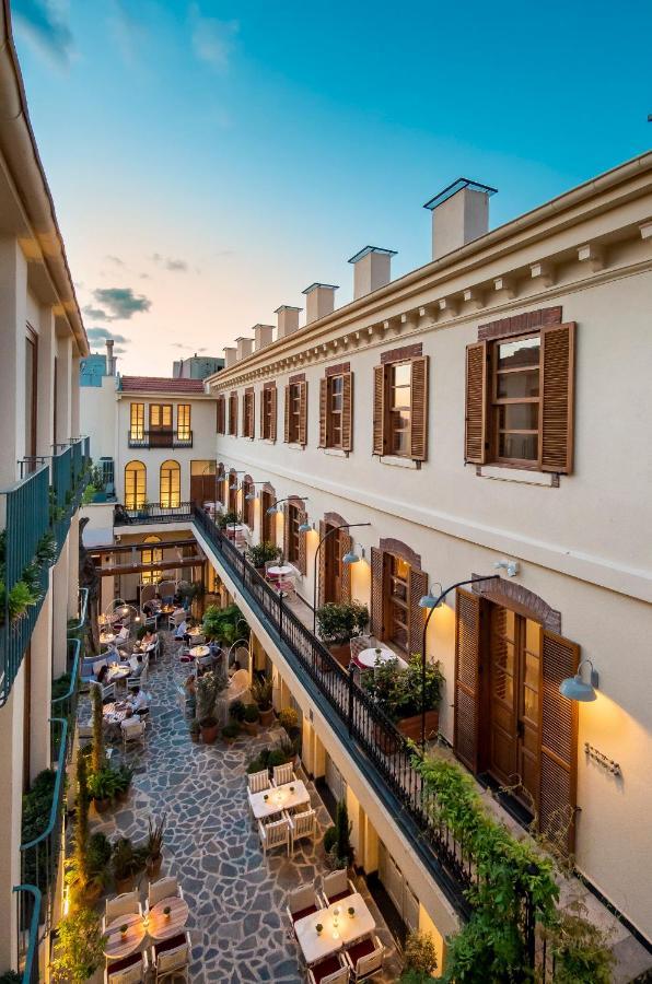 Ecole St. Pierre Hotel Istanbul Exterior photo