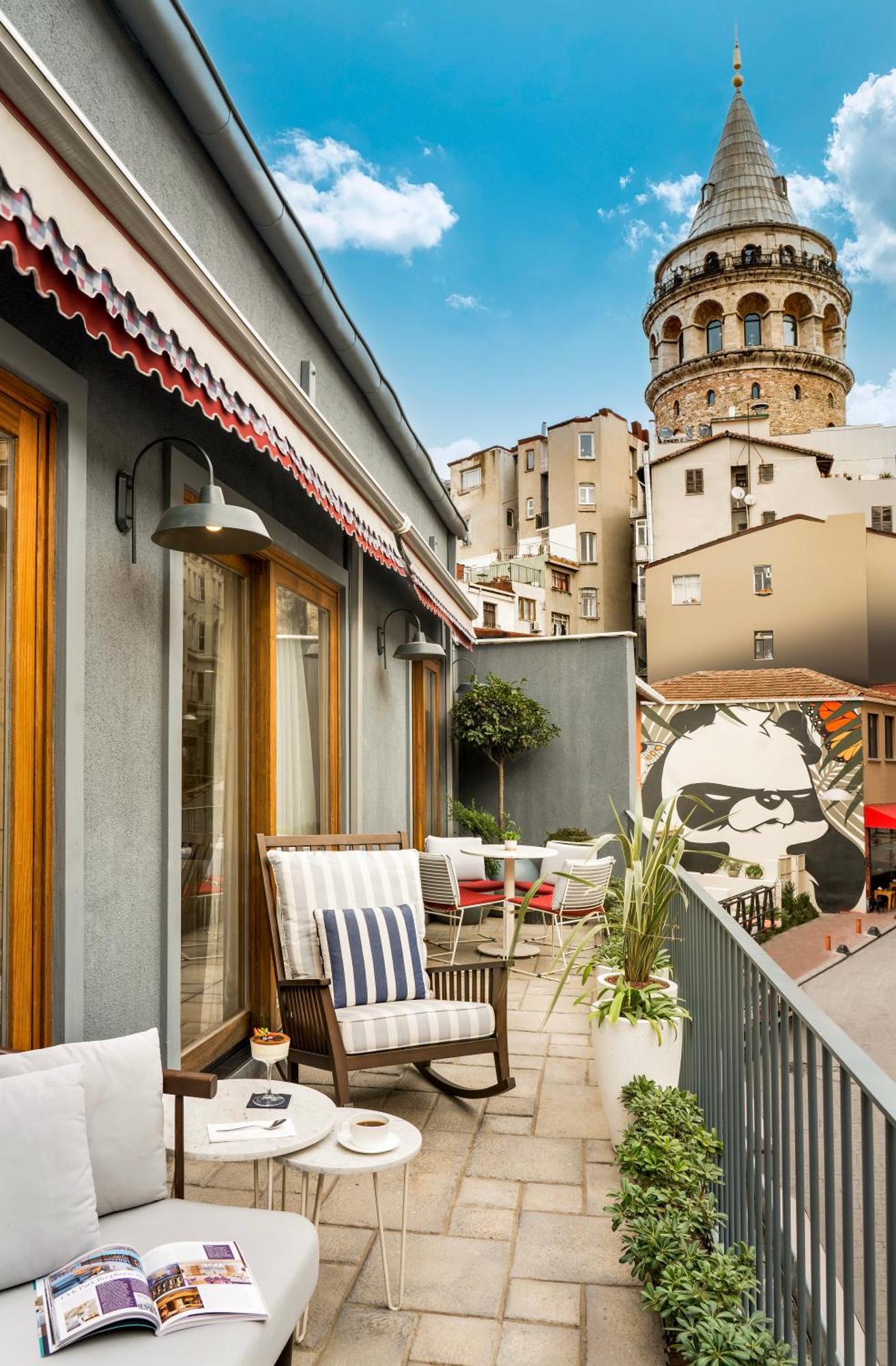 Ecole St. Pierre Hotel Istanbul Exterior photo