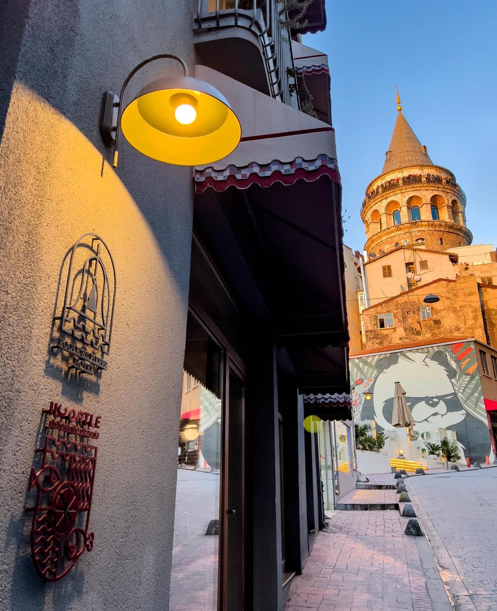 Ecole St. Pierre Hotel Istanbul Exterior photo