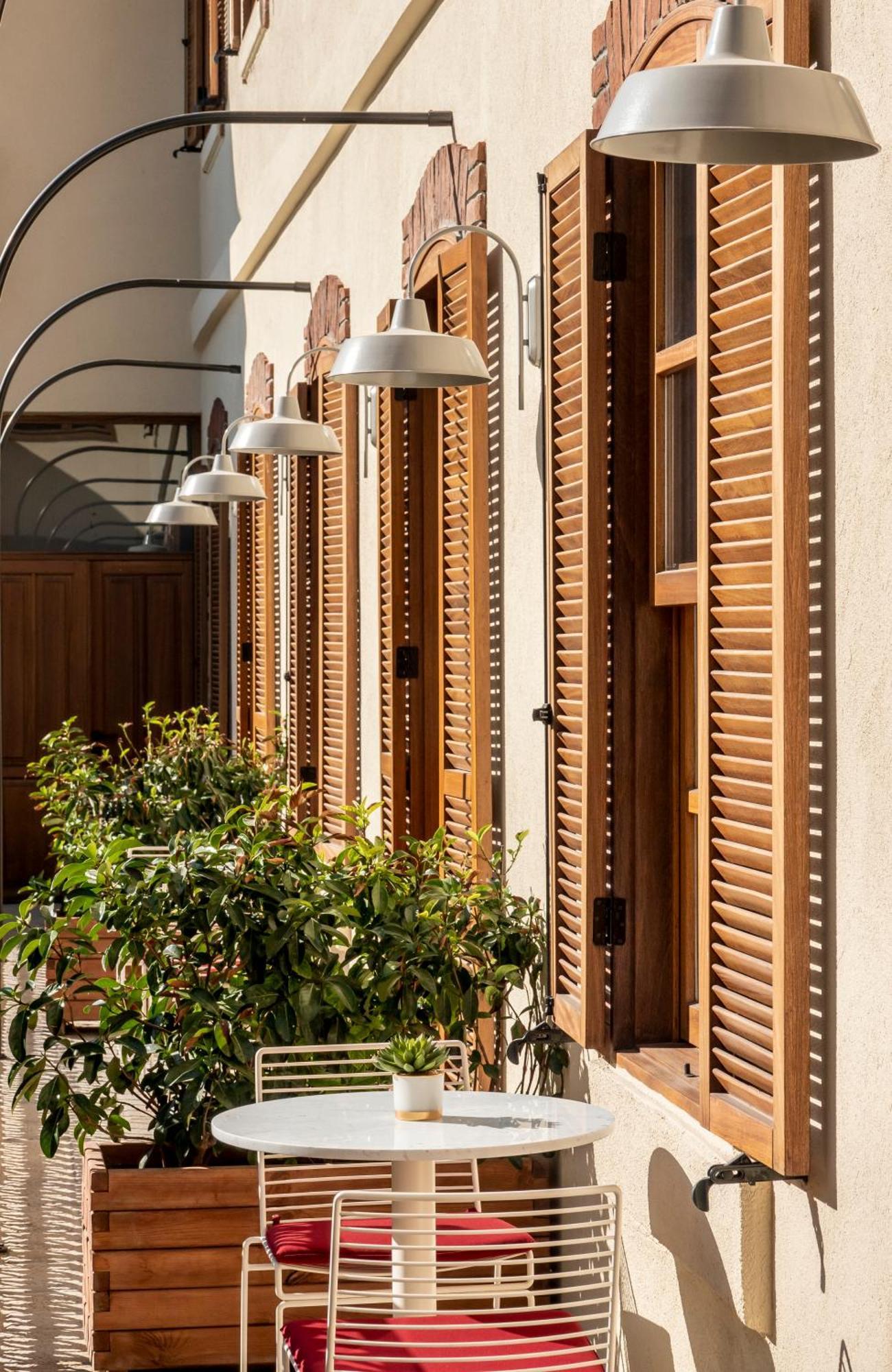 Ecole St. Pierre Hotel Istanbul Exterior photo