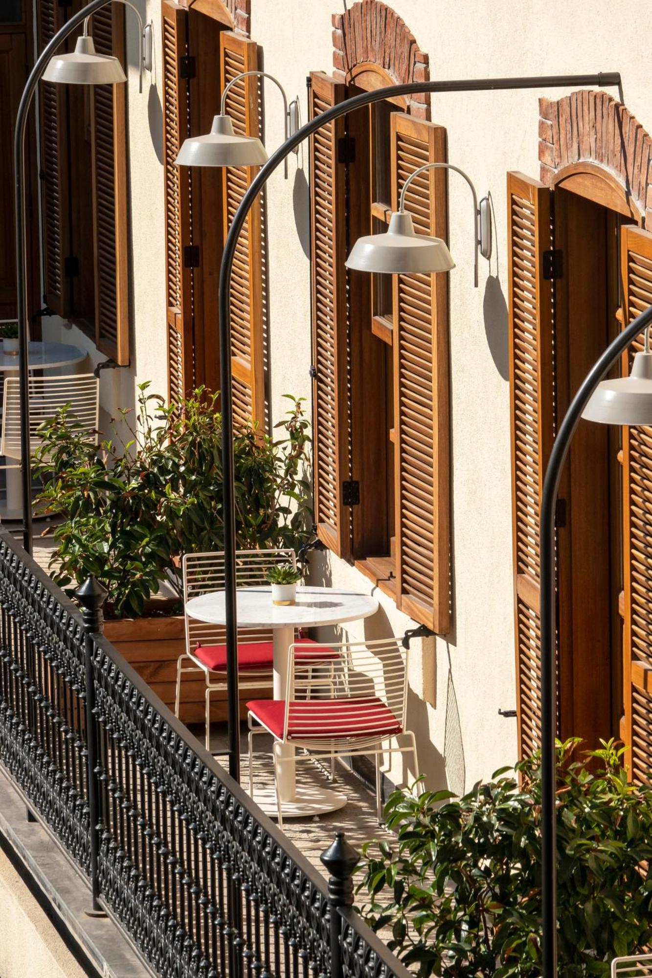 Ecole St. Pierre Hotel Istanbul Exterior photo