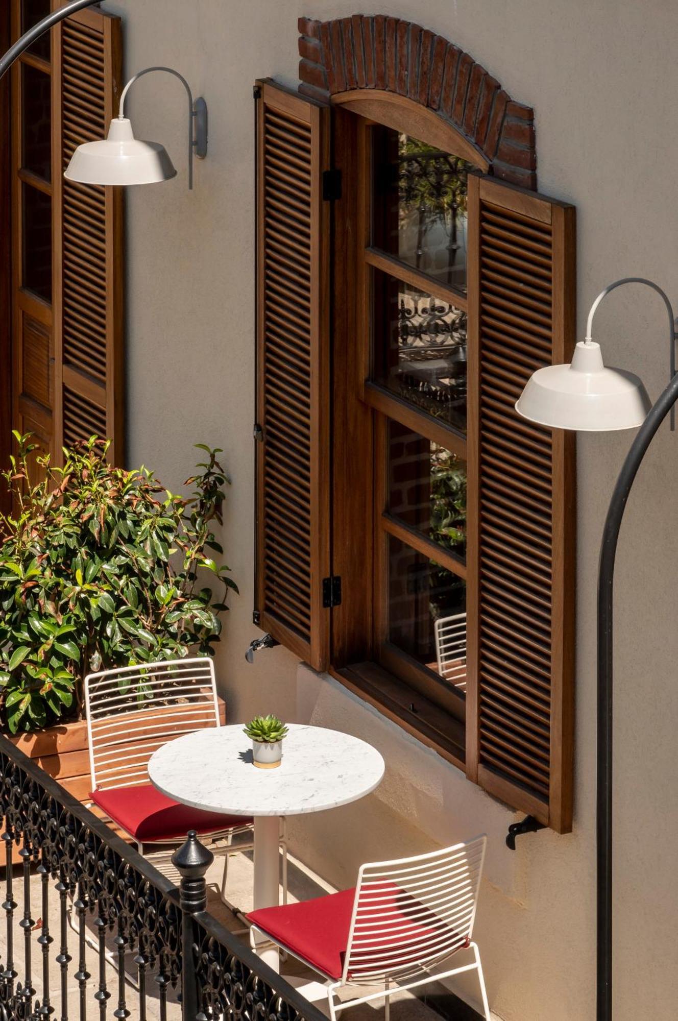 Ecole St. Pierre Hotel Istanbul Exterior photo